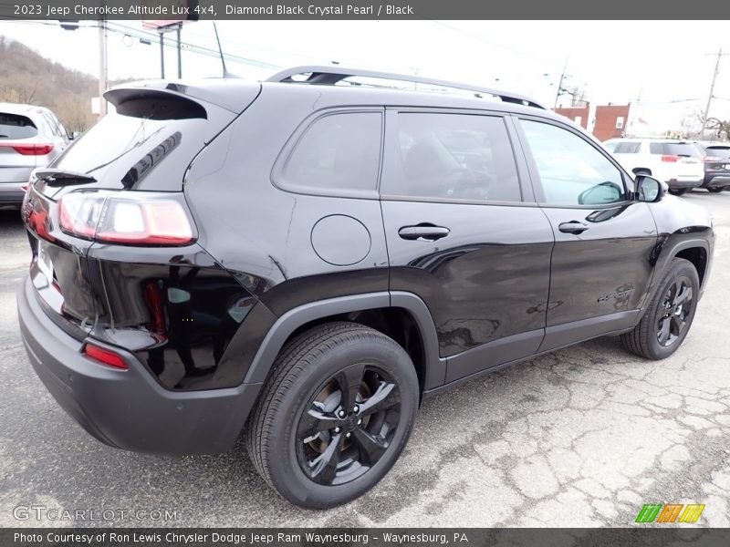 Diamond Black Crystal Pearl / Black 2023 Jeep Cherokee Altitude Lux 4x4