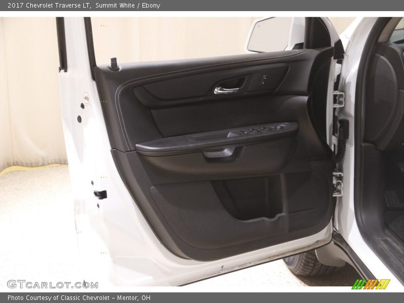 Summit White / Ebony 2017 Chevrolet Traverse LT