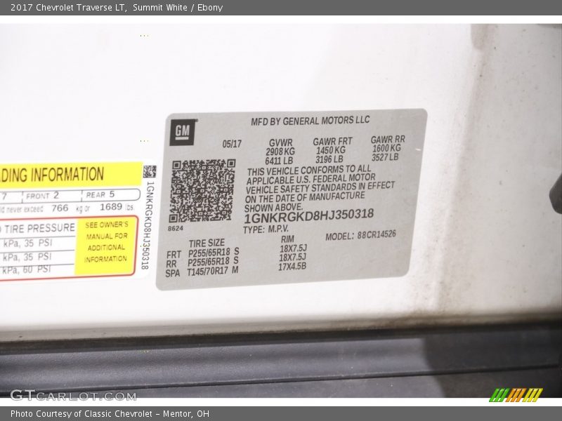 Summit White / Ebony 2017 Chevrolet Traverse LT