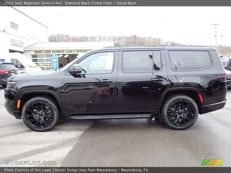  2023 Wagoneer Series II 4x4 Diamond Black Crystal Pearl