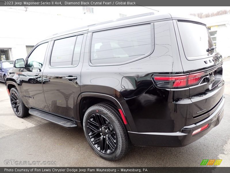 Diamond Black Crystal Pearl / Global Black 2023 Jeep Wagoneer Series II 4x4