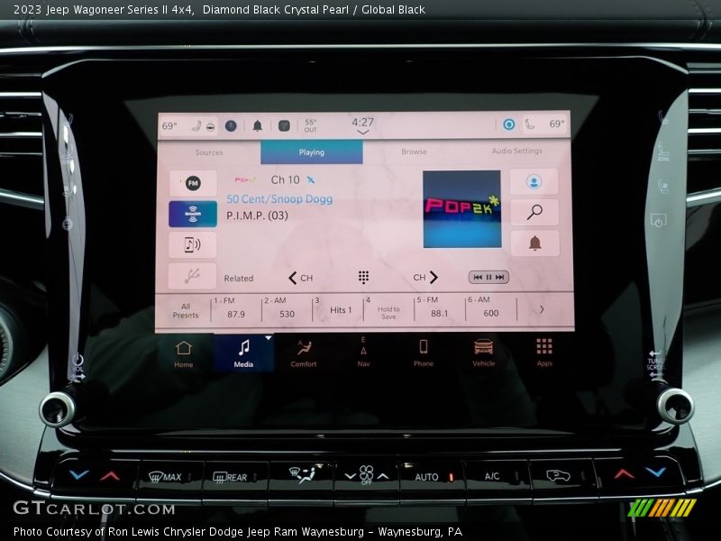 Diamond Black Crystal Pearl / Global Black 2023 Jeep Wagoneer Series II 4x4