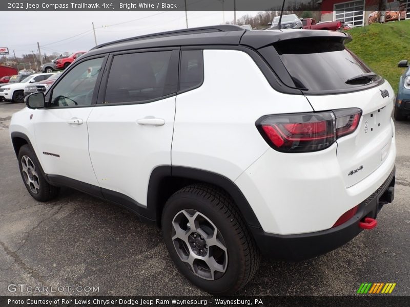 Bright White / Black 2022 Jeep Compass Trailhawk 4x4