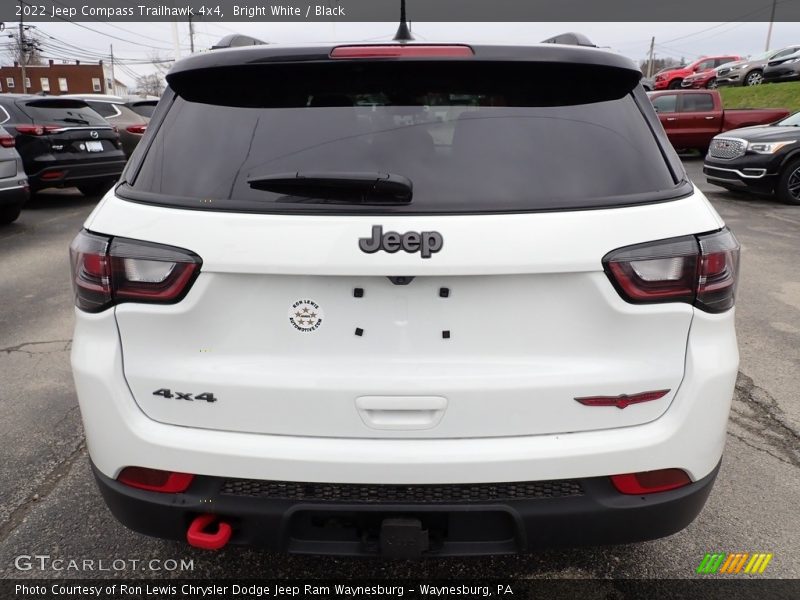 Bright White / Black 2022 Jeep Compass Trailhawk 4x4