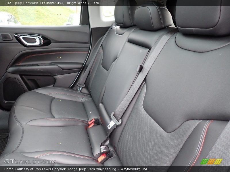 Bright White / Black 2022 Jeep Compass Trailhawk 4x4