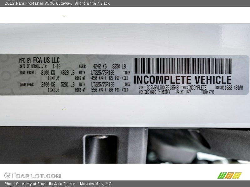 Bright White / Black 2019 Ram ProMaster 3500 Cutaway