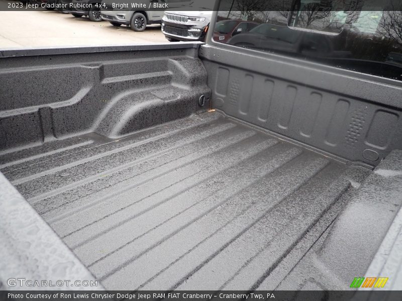 Bright White / Black 2023 Jeep Gladiator Rubicon 4x4