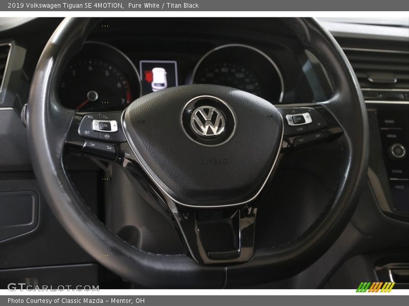 Pure White / Titan Black 2019 Volkswagen Tiguan SE 4MOTION