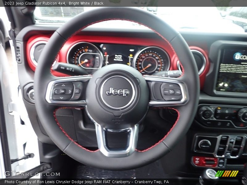 Bright White / Black 2023 Jeep Gladiator Rubicon 4x4