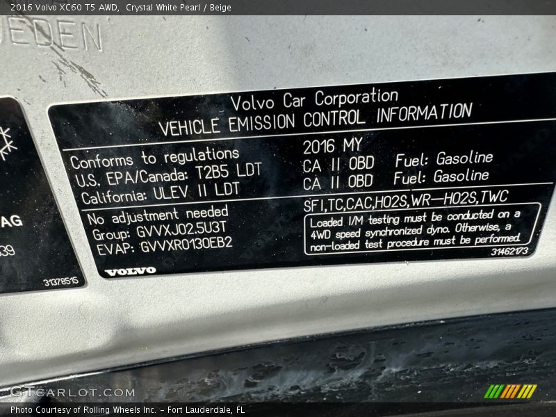 Crystal White Pearl / Beige 2016 Volvo XC60 T5 AWD