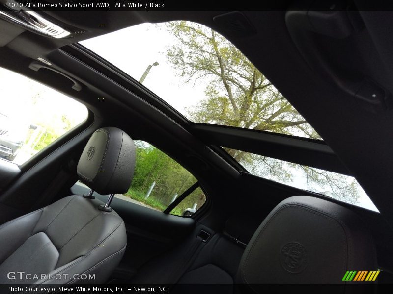 Sunroof of 2020 Stelvio Sport AWD