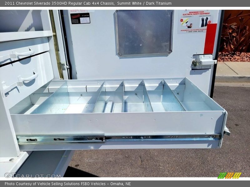 Summit White / Dark Titanium 2011 Chevrolet Silverado 3500HD Regular Cab 4x4 Chassis