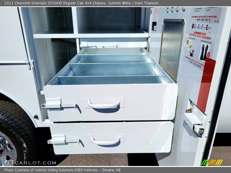 Summit White / Dark Titanium 2011 Chevrolet Silverado 3500HD Regular Cab 4x4 Chassis
