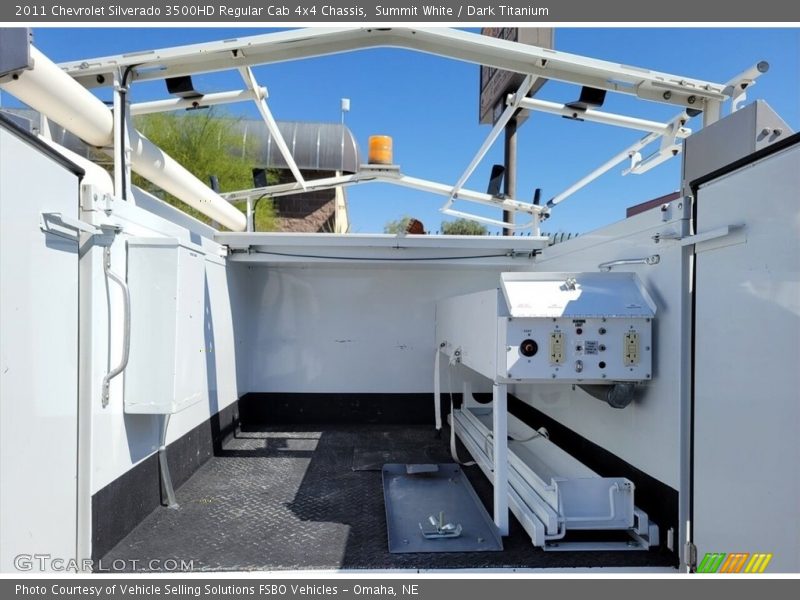Summit White / Dark Titanium 2011 Chevrolet Silverado 3500HD Regular Cab 4x4 Chassis