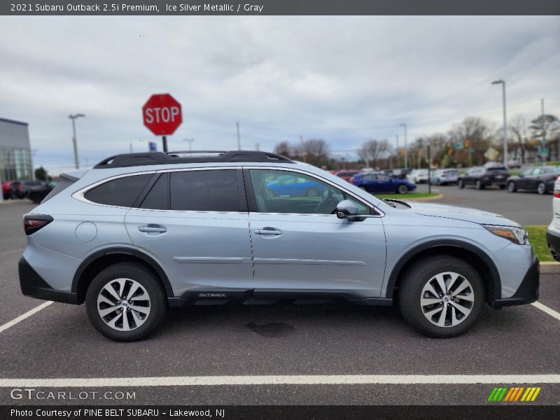 Ice Silver Metallic / Gray 2021 Subaru Outback 2.5i Premium