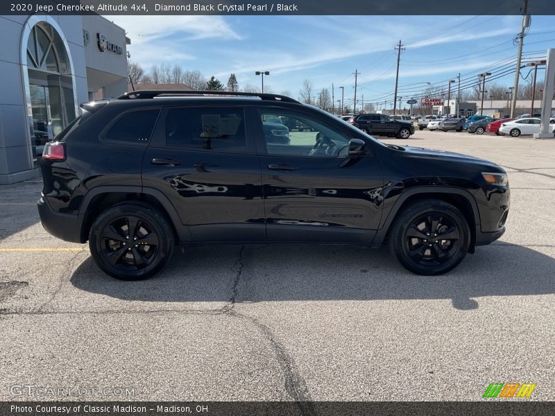 Diamond Black Crystal Pearl / Black 2020 Jeep Cherokee Altitude 4x4