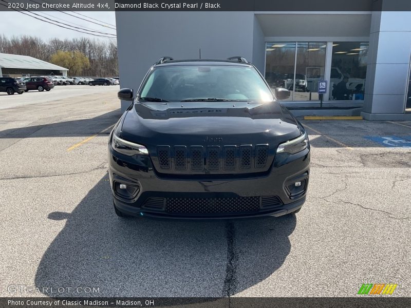 Diamond Black Crystal Pearl / Black 2020 Jeep Cherokee Altitude 4x4