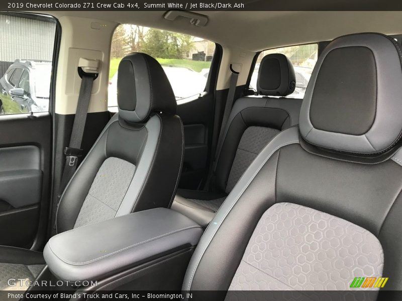 Front Seat of 2019 Colorado Z71 Crew Cab 4x4