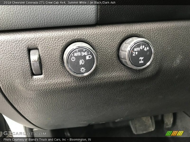 Controls of 2019 Colorado Z71 Crew Cab 4x4