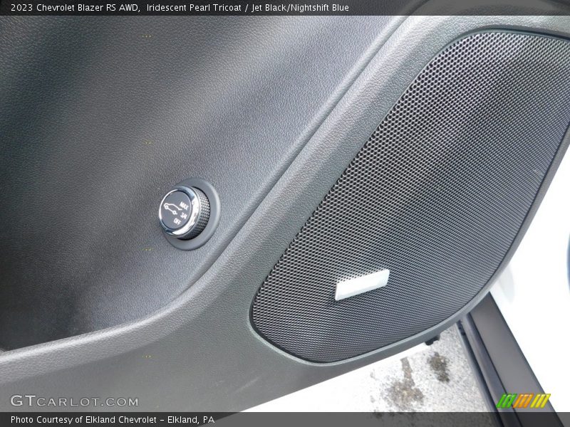 Iridescent Pearl Tricoat / Jet Black/Nightshift Blue 2023 Chevrolet Blazer RS AWD