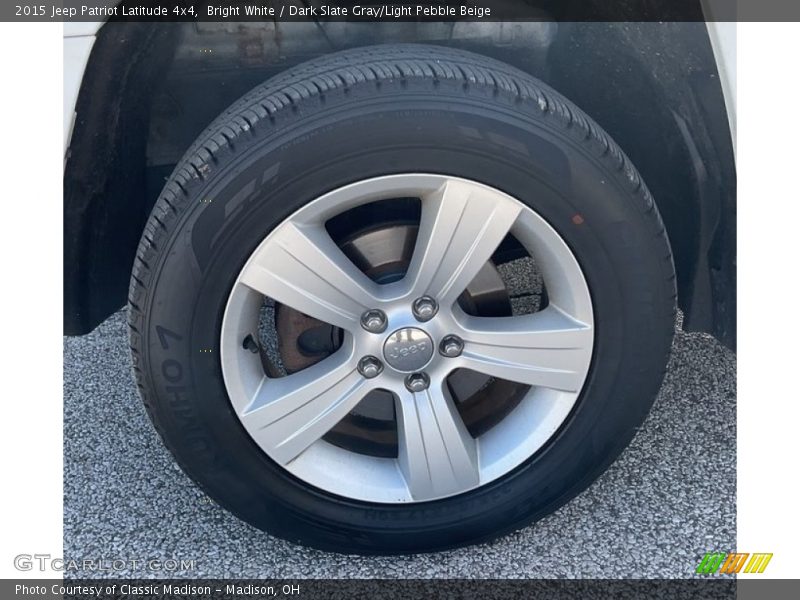 Bright White / Dark Slate Gray/Light Pebble Beige 2015 Jeep Patriot Latitude 4x4