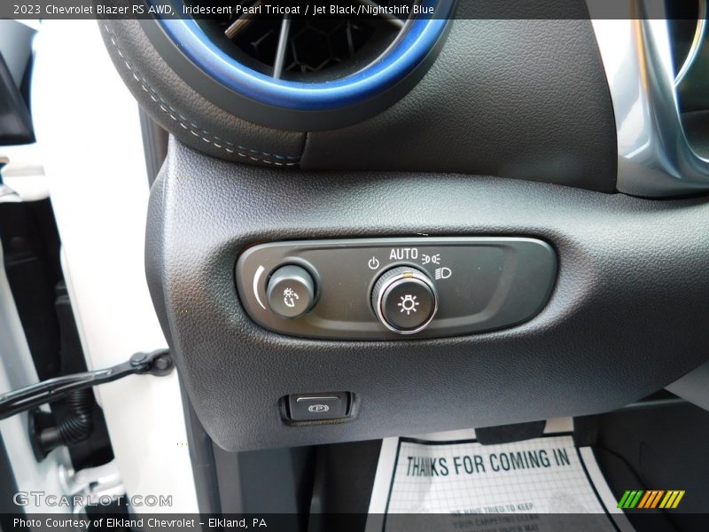 Iridescent Pearl Tricoat / Jet Black/Nightshift Blue 2023 Chevrolet Blazer RS AWD