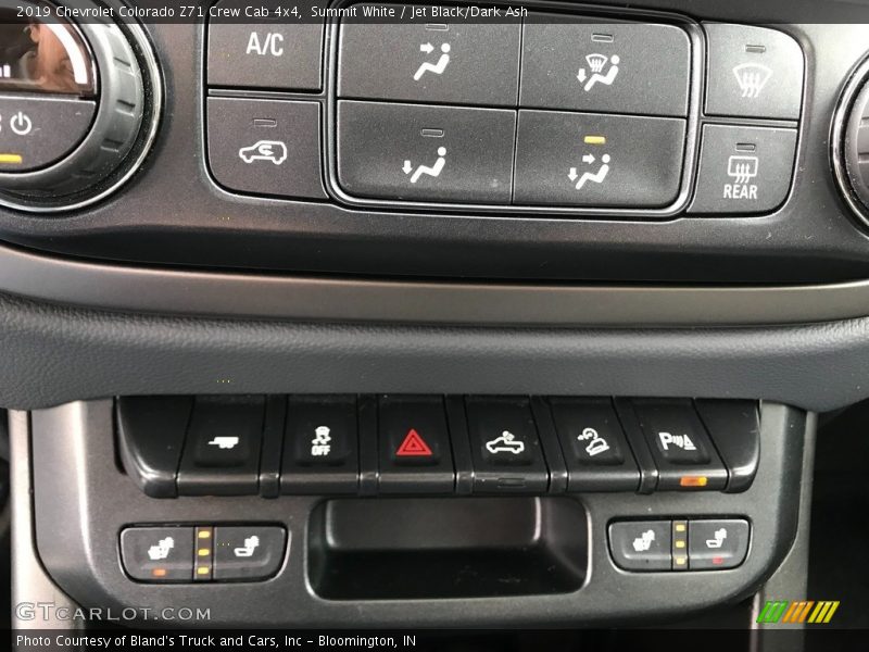 Controls of 2019 Colorado Z71 Crew Cab 4x4