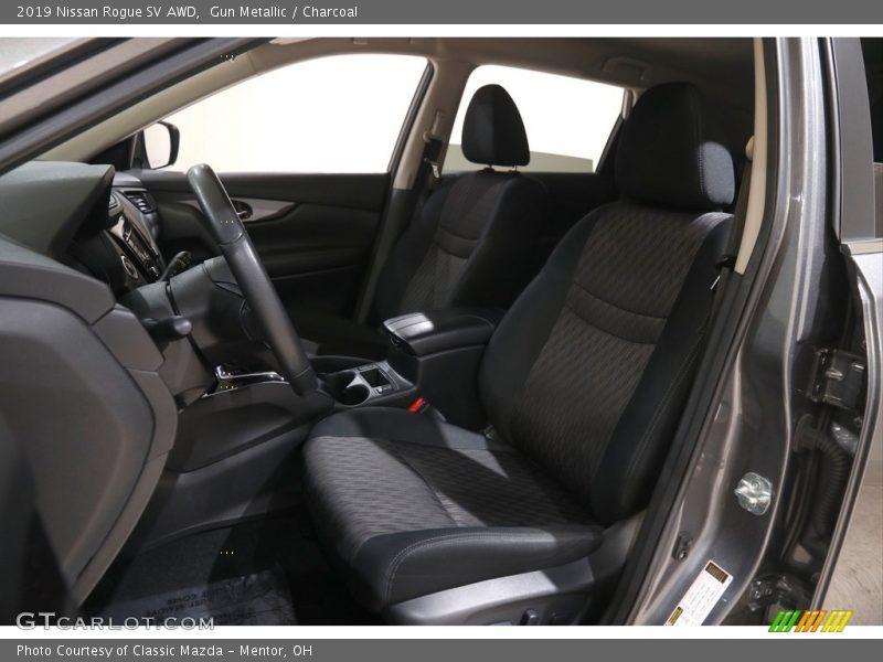 Gun Metallic / Charcoal 2019 Nissan Rogue SV AWD
