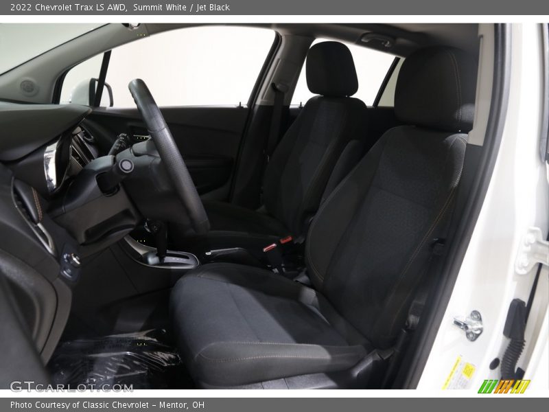 Summit White / Jet Black 2022 Chevrolet Trax LS AWD
