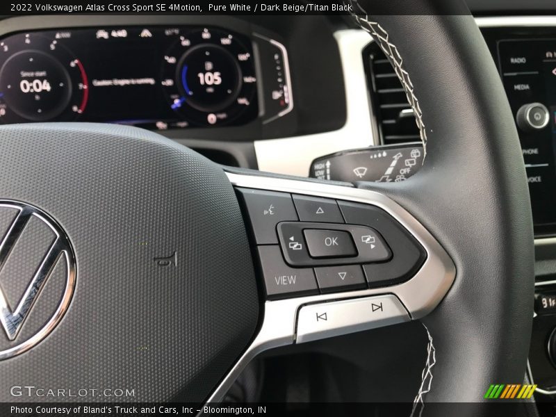 Pure White / Dark Beige/Titan Black 2022 Volkswagen Atlas Cross Sport SE 4Motion