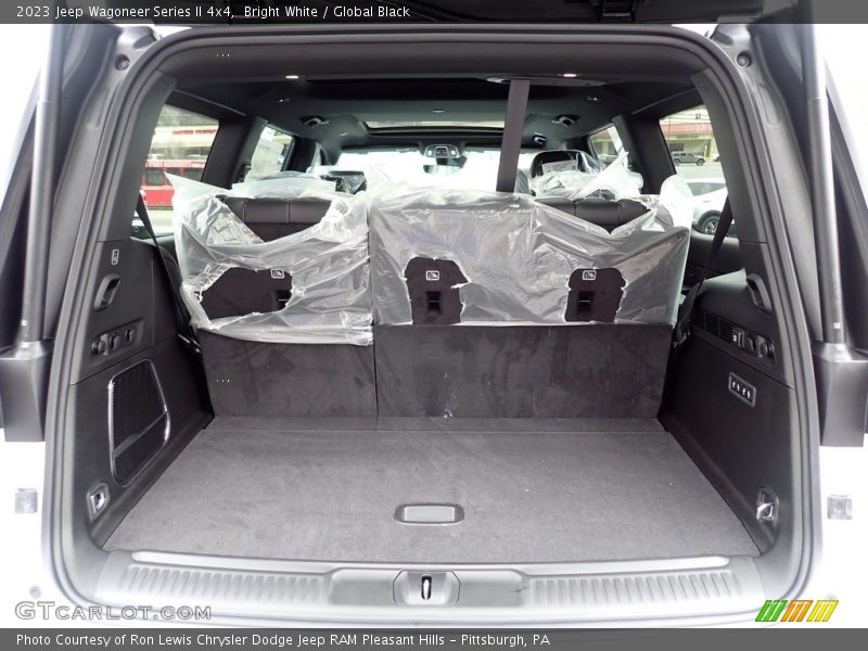  2023 Wagoneer Series II 4x4 Trunk