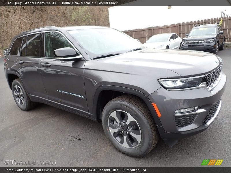 Baltic Gray Metallic / Global Black 2023 Jeep Grand Cherokee 4XE