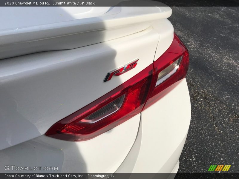 Summit White / Jet Black 2020 Chevrolet Malibu RS