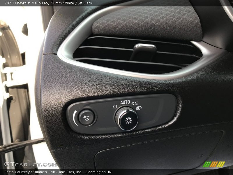 Summit White / Jet Black 2020 Chevrolet Malibu RS