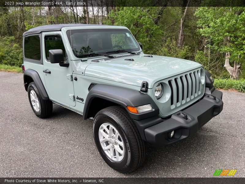 Front 3/4 View of 2023 Wrangler Sport S 4x4