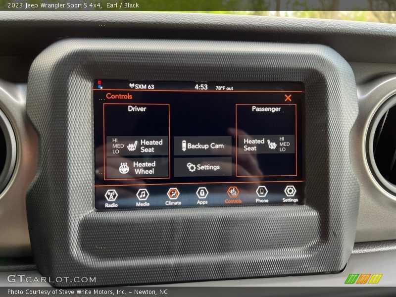 Controls of 2023 Wrangler Sport S 4x4