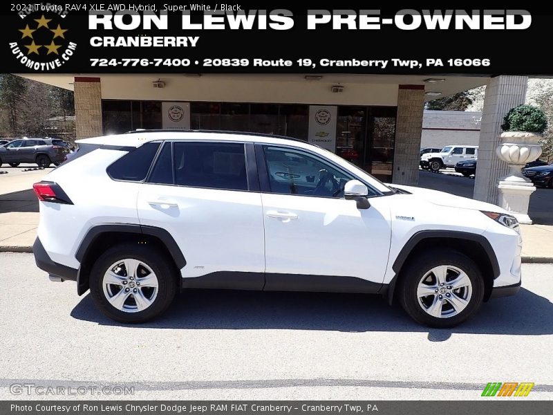 Super White / Black 2021 Toyota RAV4 XLE AWD Hybrid
