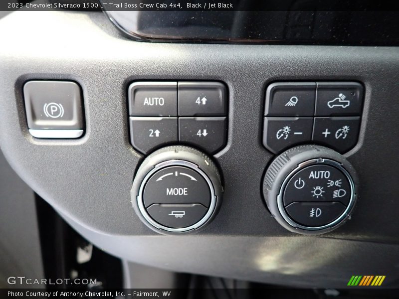 Black / Jet Black 2023 Chevrolet Silverado 1500 LT Trail Boss Crew Cab 4x4