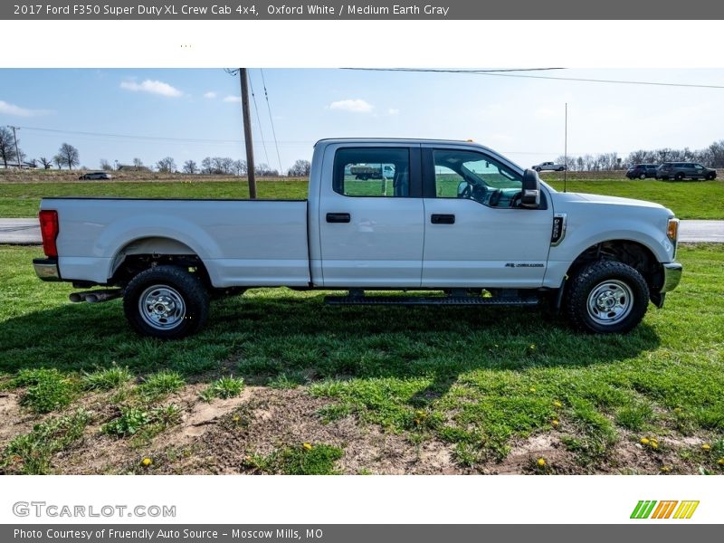 Oxford White / Medium Earth Gray 2017 Ford F350 Super Duty XL Crew Cab 4x4