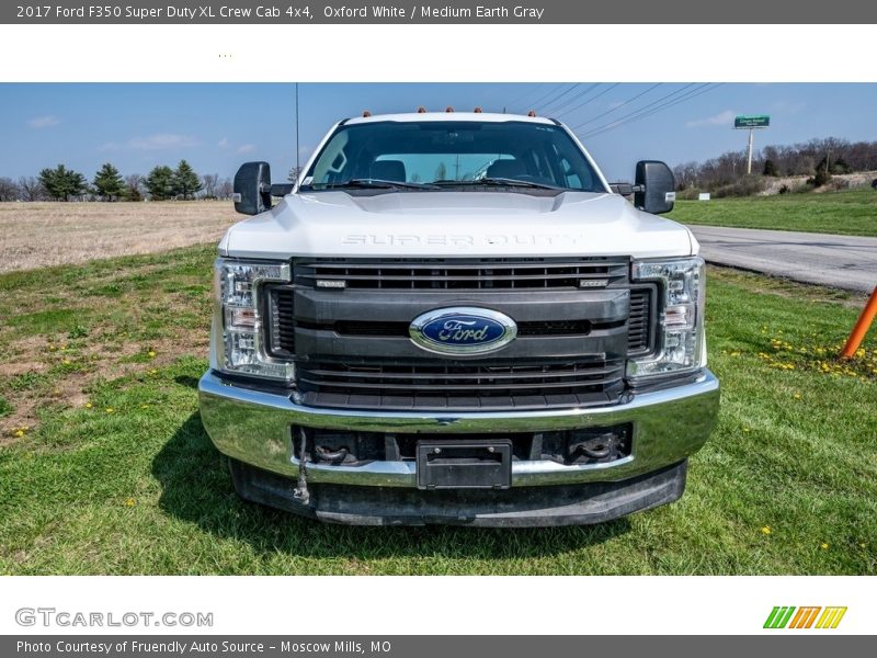 Oxford White / Medium Earth Gray 2017 Ford F350 Super Duty XL Crew Cab 4x4