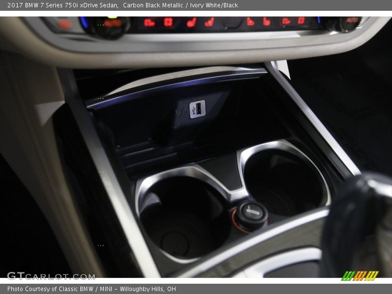 Carbon Black Metallic / Ivory White/Black 2017 BMW 7 Series 750i xDrive Sedan