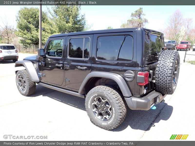 Black / Black 2023 Jeep Wrangler Unlimited Rubicon 4XE Hybrid