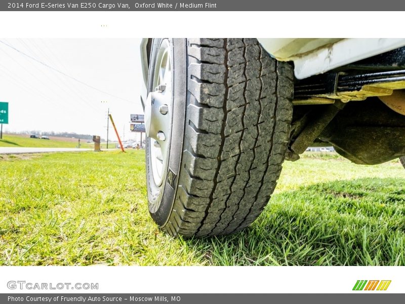 Oxford White / Medium Flint 2014 Ford E-Series Van E250 Cargo Van