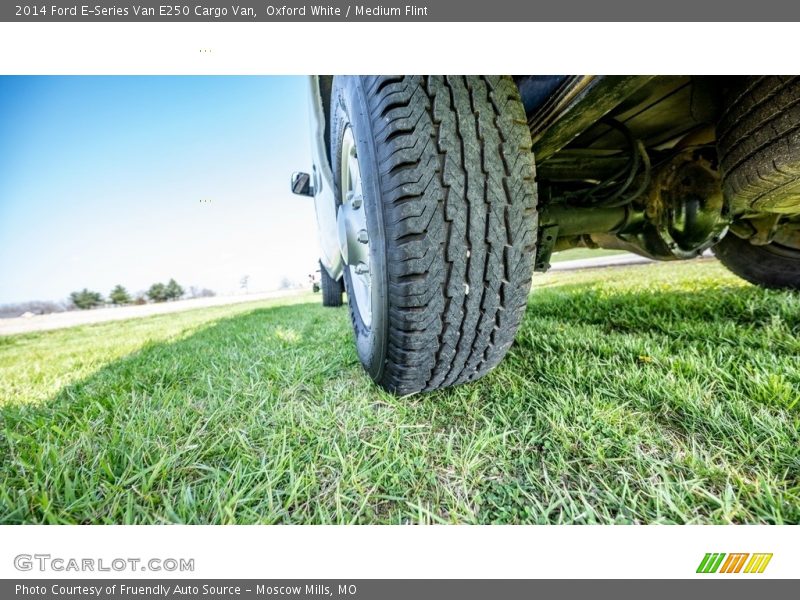 Oxford White / Medium Flint 2014 Ford E-Series Van E250 Cargo Van