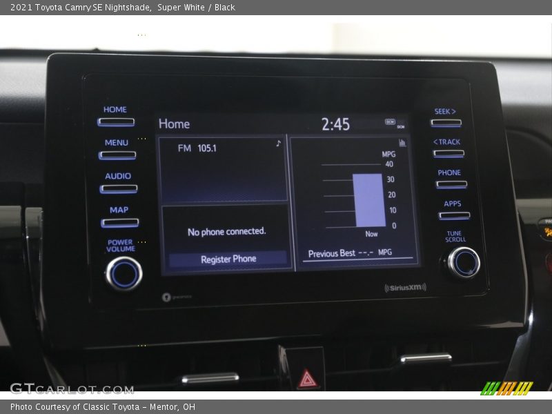 Super White / Black 2021 Toyota Camry SE Nightshade