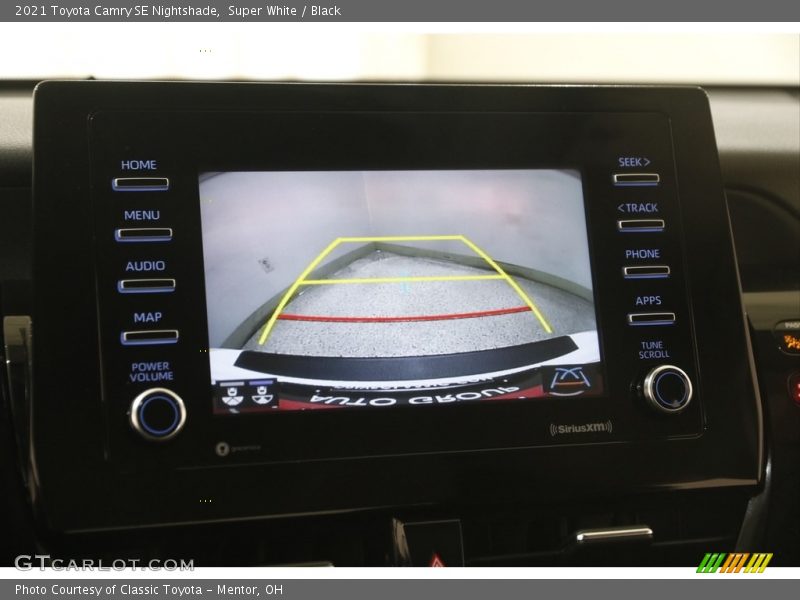 Super White / Black 2021 Toyota Camry SE Nightshade