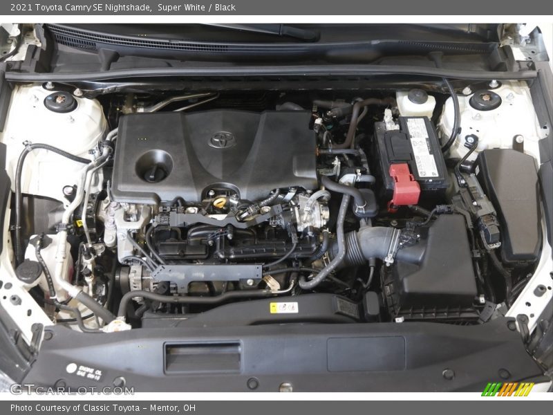 Super White / Black 2021 Toyota Camry SE Nightshade