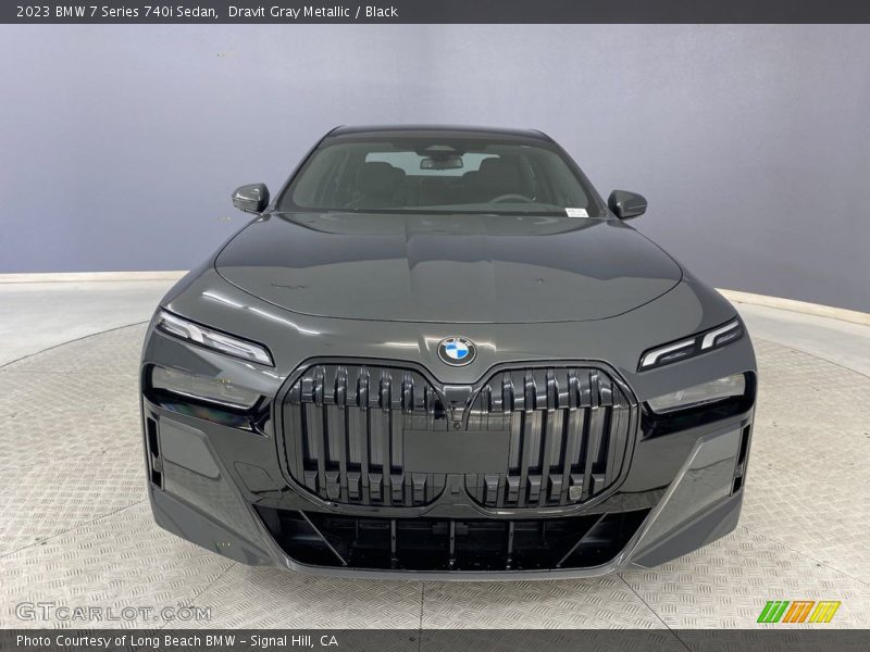 Dravit Gray Metallic / Black 2023 BMW 7 Series 740i Sedan