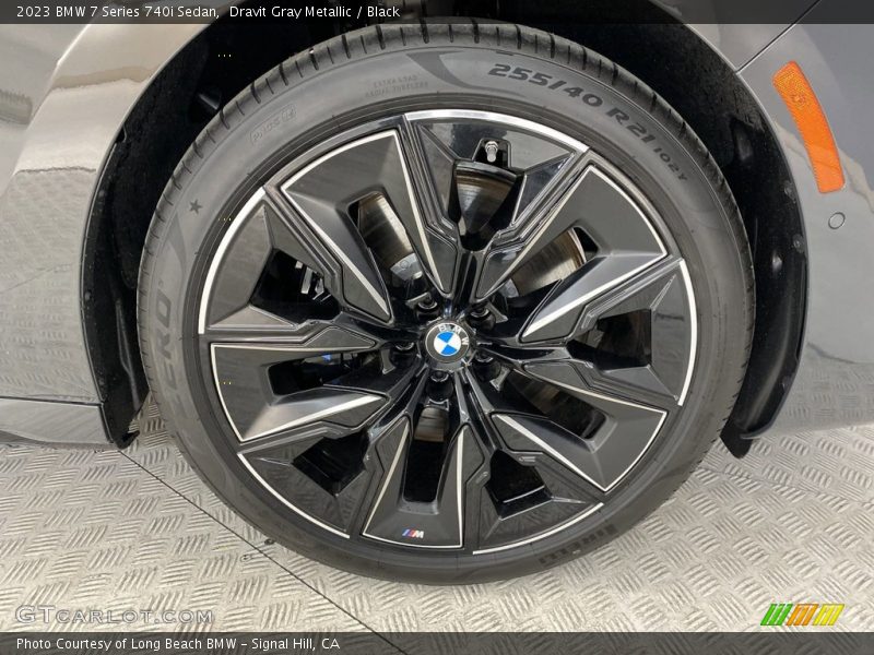 Dravit Gray Metallic / Black 2023 BMW 7 Series 740i Sedan