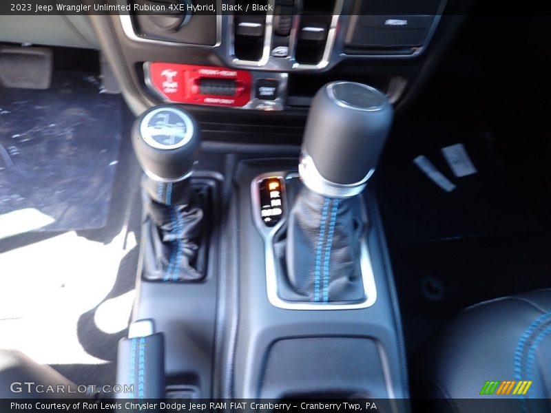 Black / Black 2023 Jeep Wrangler Unlimited Rubicon 4XE Hybrid